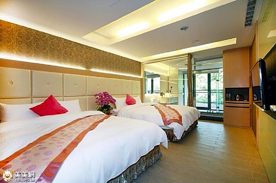 Shuian Lakeside Hotel II