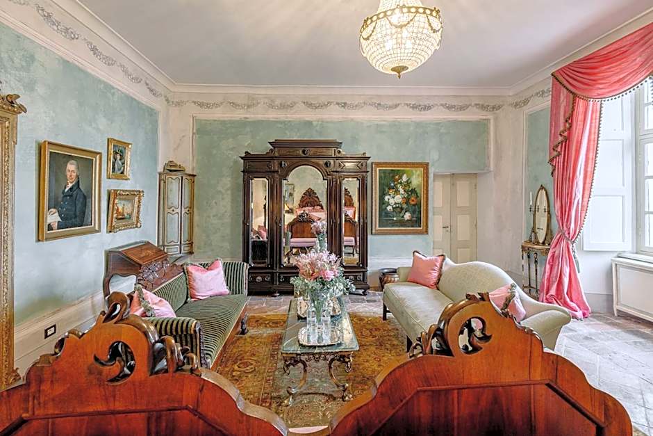 Castello di Casalborgone, Luxury Italian Castle Hotel