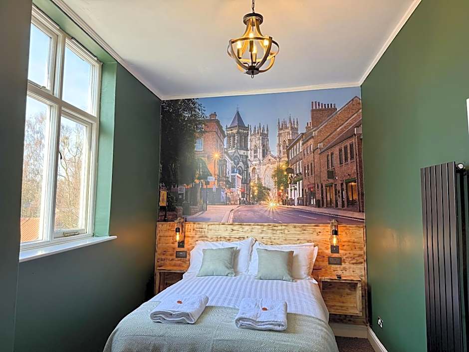 The Crescent Guest House