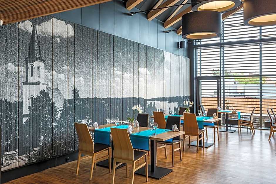 Regatta Hotel Restauracja Spa