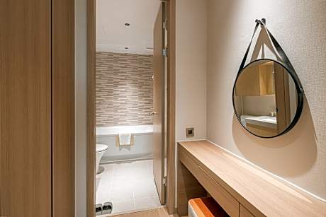 Deluxe Loft Room