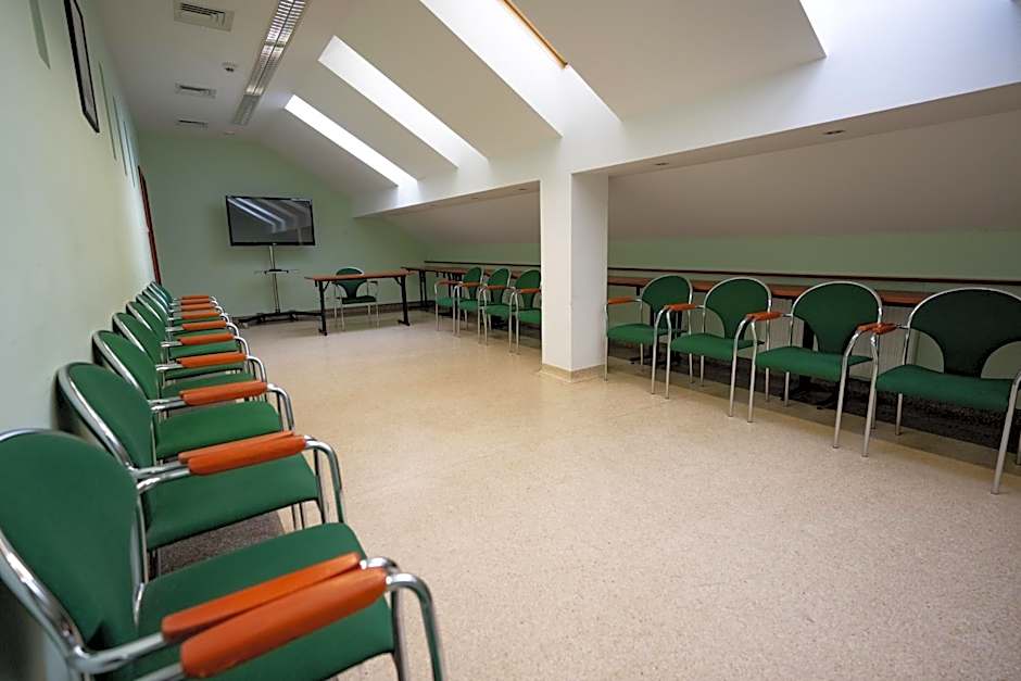 Uroczysko Porszewice - Ośrodek Rekolekcyjno-Konferencyjny koło Łodzi