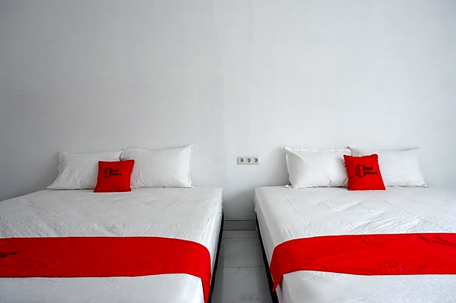 RedDoorz Syariah near UMS Solo - RSO Soeharso