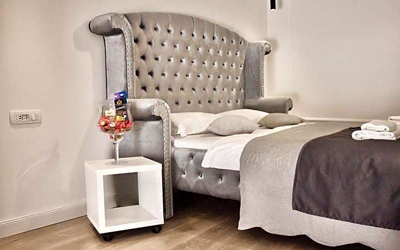 Galeria Valeria Seaside Downtown - MAG Quaint & Elegant Boutique Hotels