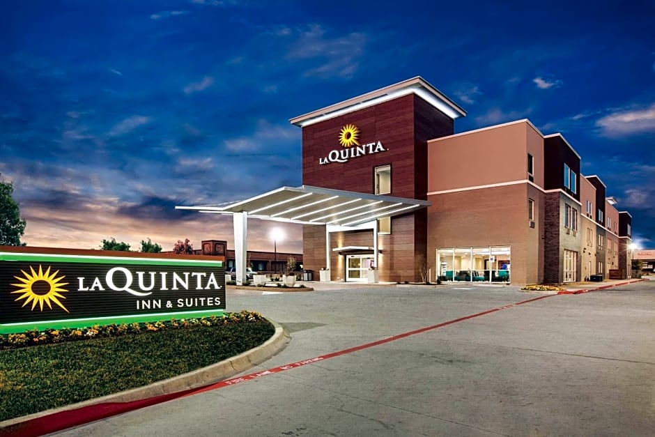 La Quinta Inn & Suites by Wyndham Dallas Northeast - Arboretum