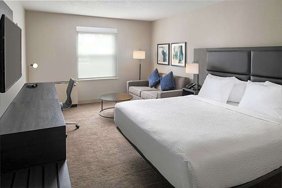 Holiday Inn Express South Burlington - Downtown By IHG