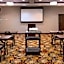 Holiday Inn Express & Suites Pittsburg By IHG