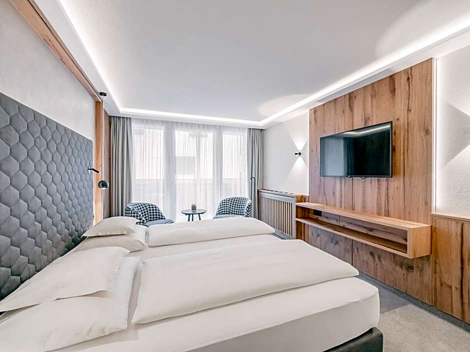 Gourmet & Wine Hotel Austria - 4 Sterne superior - Ski In Ski Out