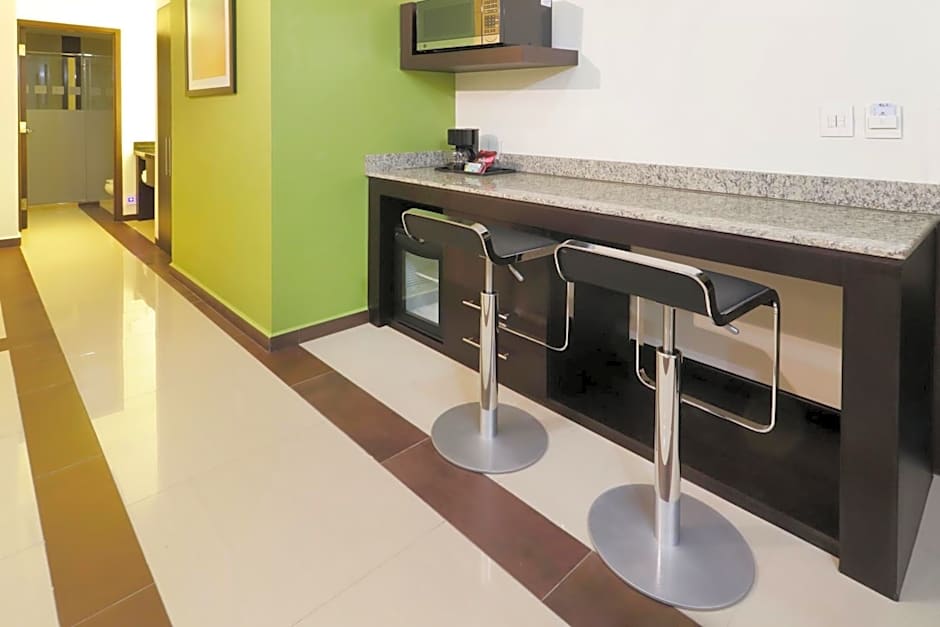 Holiday Inn Express Tuxpan By IHG