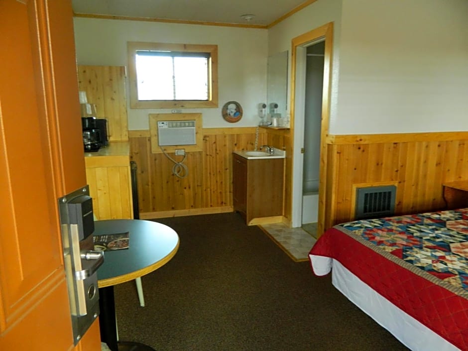 Country Motor Inn