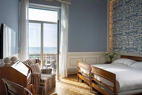 Superior Double or Twin Room with Sea View