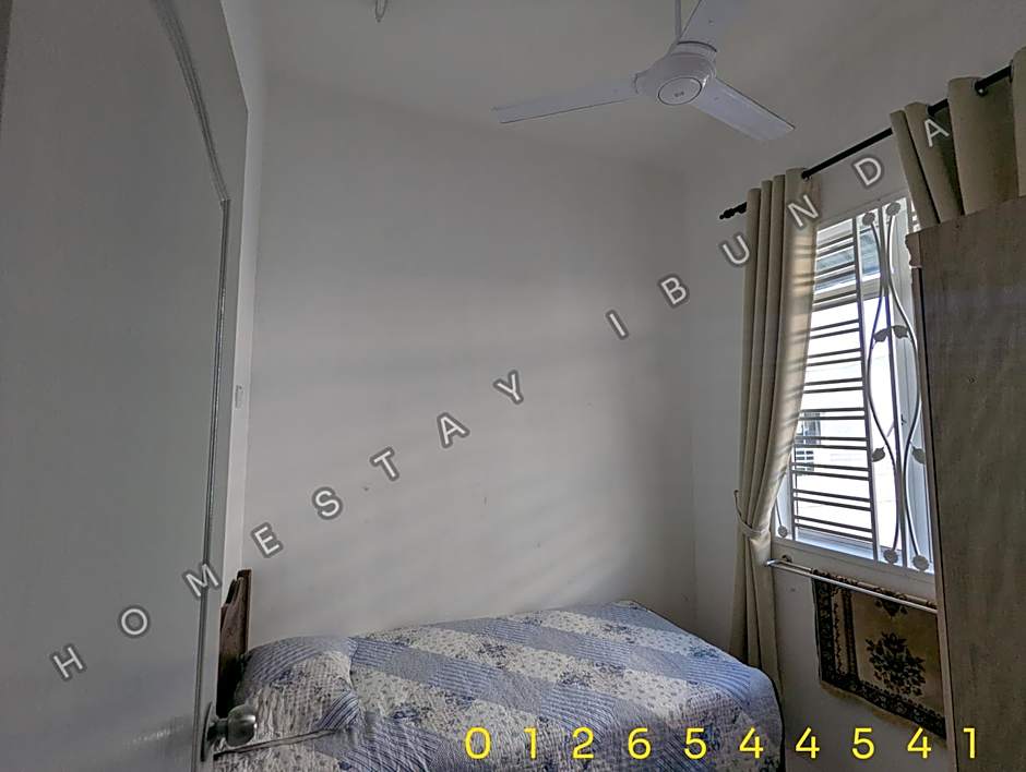 HOMESTAY IBUNDA Sabak Bernam