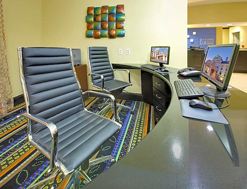 Holiday Inn Express & Suites Covington By IHG