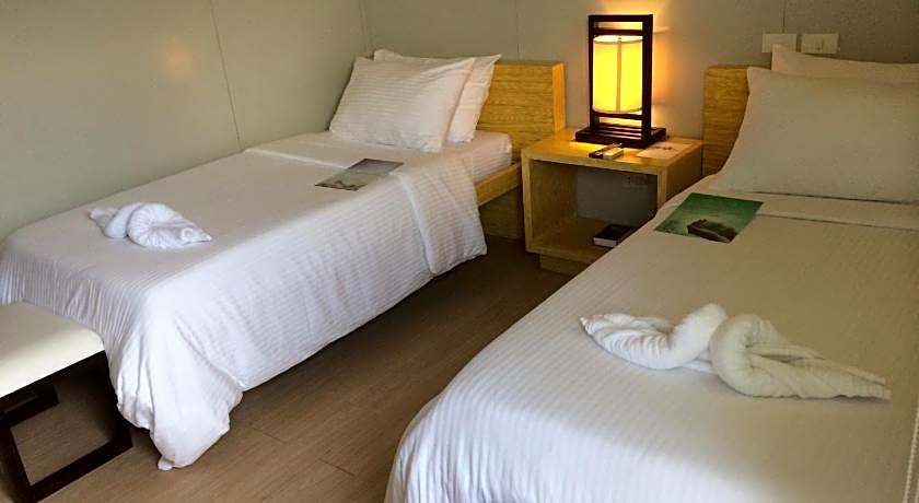 Shore Time Hotel Annex