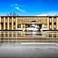 OYO Hotel Downtown Peoria IL I-74