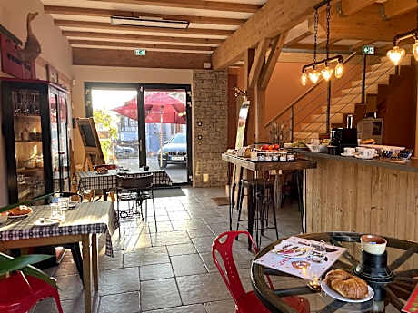 Chambre Malo-Double-King-Vue sur le vignoble-Espace sanitaire