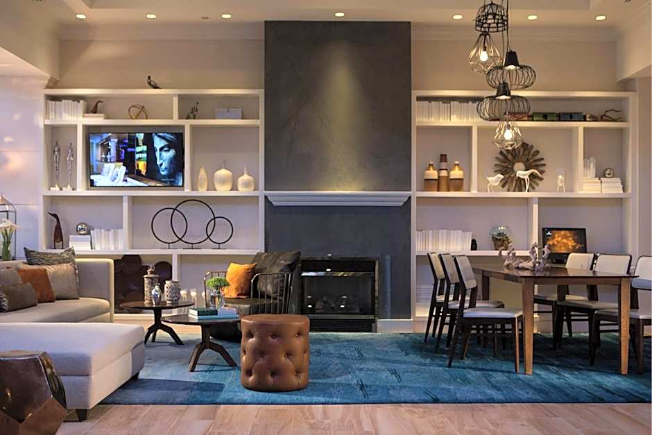 Renaissance by Marriott Meadowlands Hotel