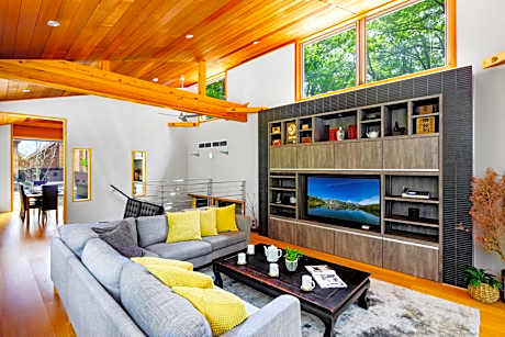 Phoenix Cocoon by HHG