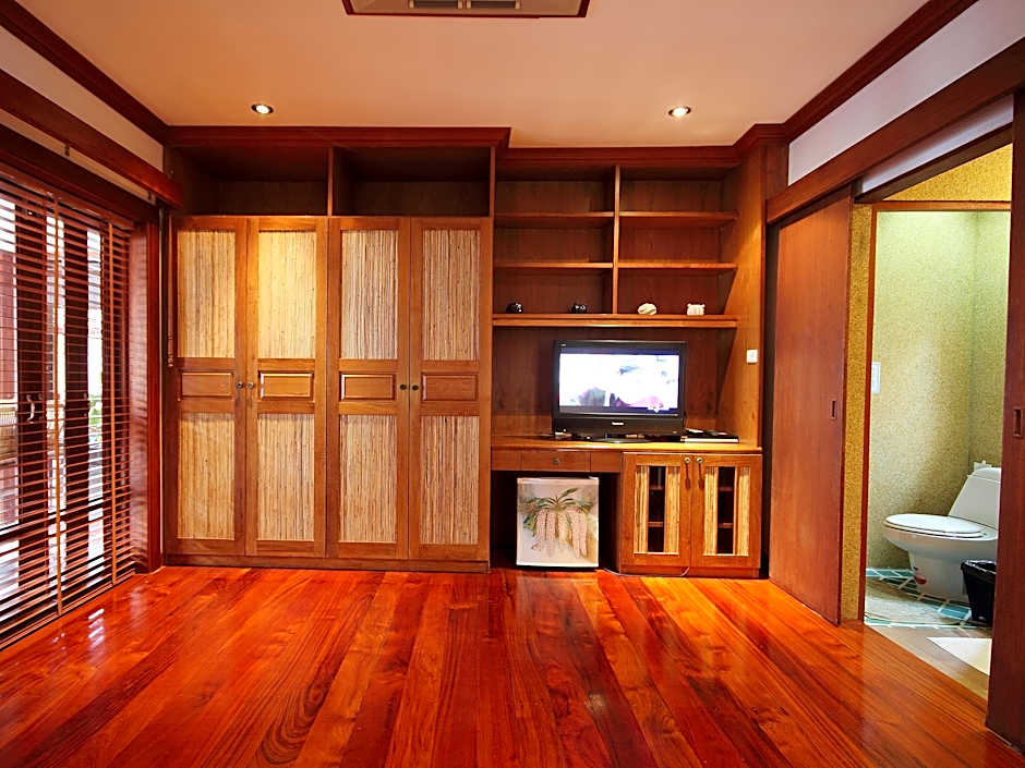 Pao Jin Poon Pool Villa