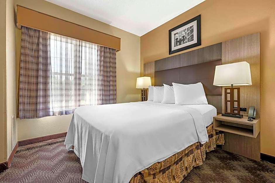 Quality Suites
