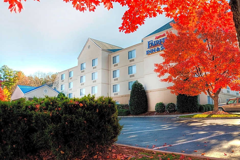 Fairfield Inn & Suites by Marriott Raleigh Crabtree Valley