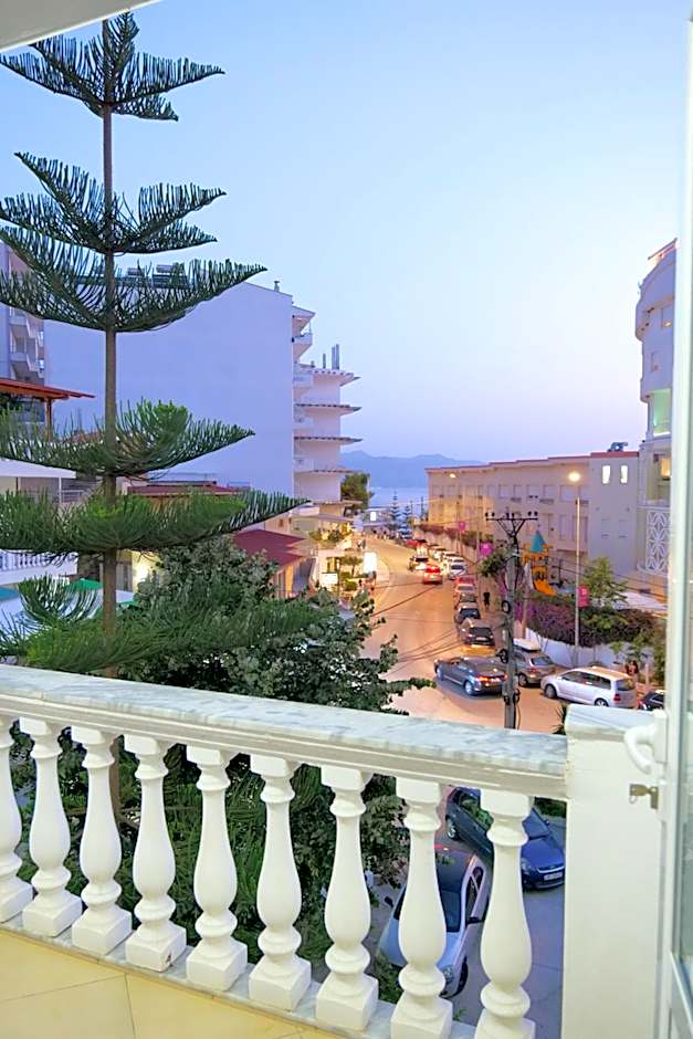 Hotel Rixhi