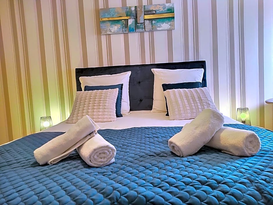 Chambre d'hôtes de Verdigné Piscine chauffée Parking Wifi
