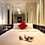 Leesing Hotel
