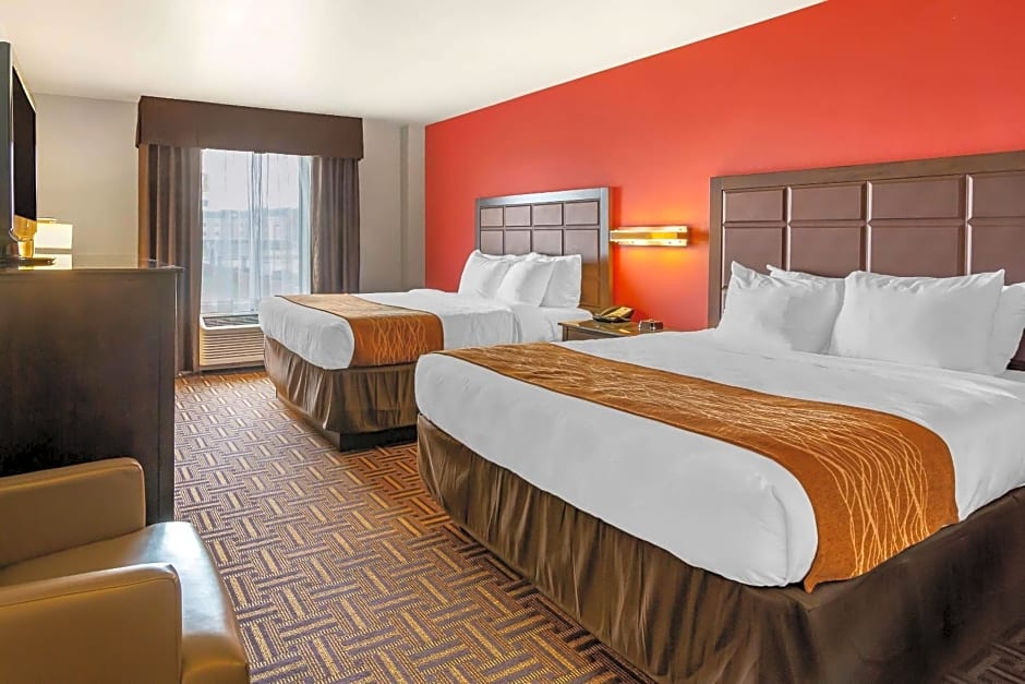 Comfort Inn & Suites