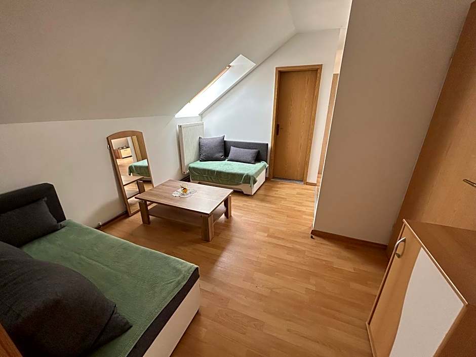 Nastanitev NA GRIČU