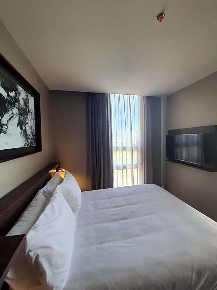 Staybridge Suites Guadalajara Novena By IHG