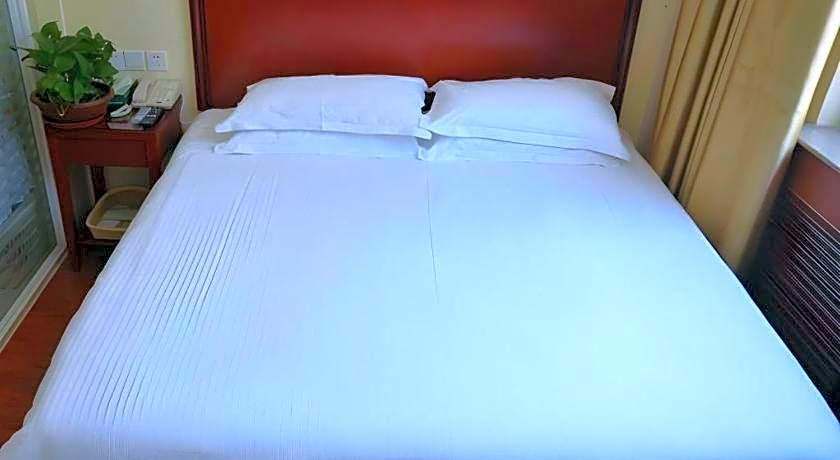 GreenTree Inn WeiFang QingZhou Middle HaiDai Road Electric Power Shell