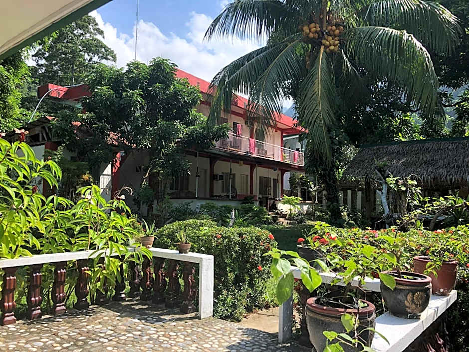 Puerto Galera Hostel