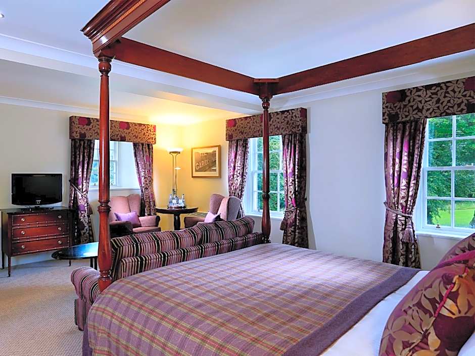 Macdonald Pittodrie House