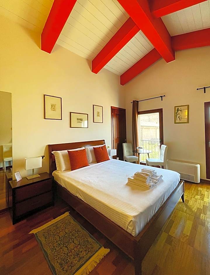 EGO' Residence Ferrara