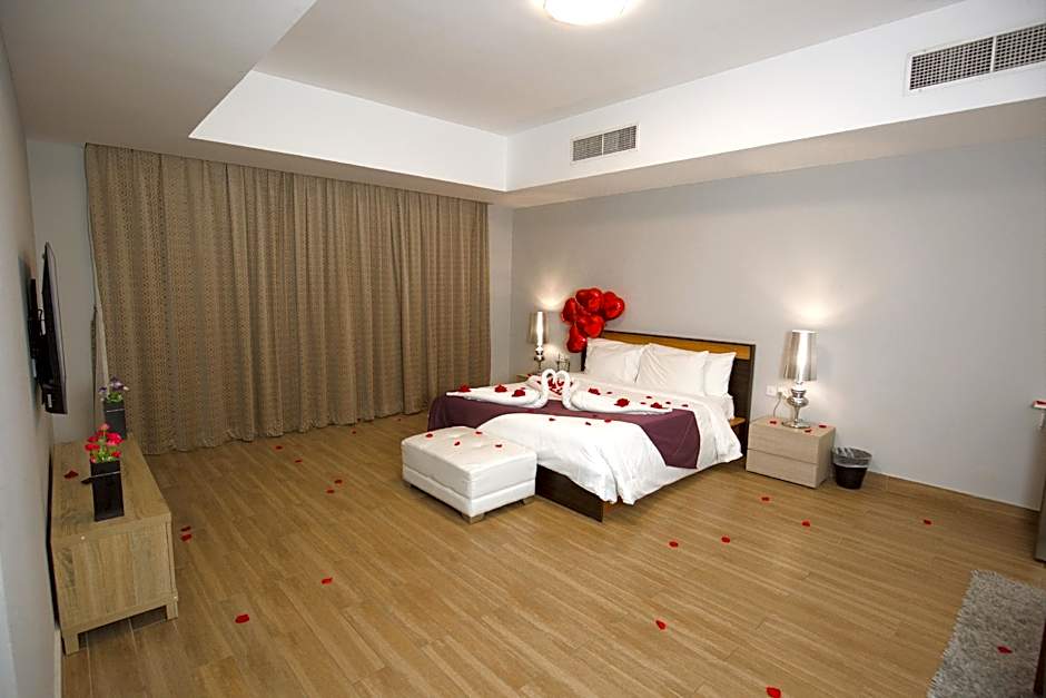 Al Manzil Hotel