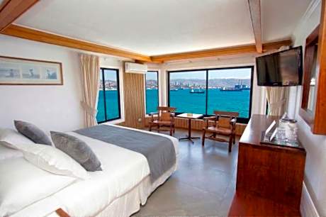Hotel Oceanic