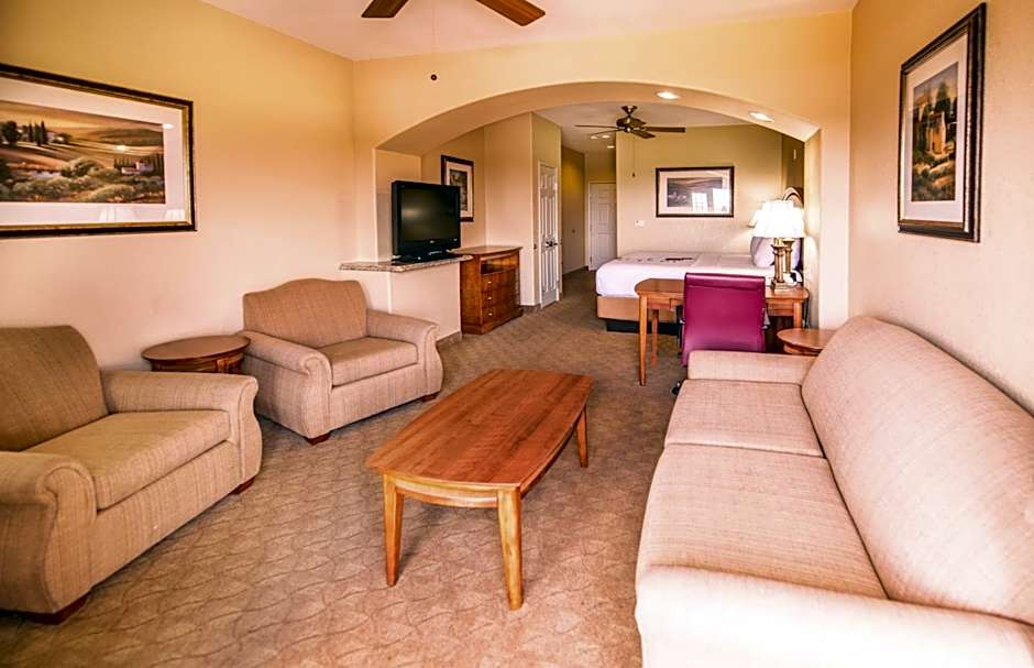 La Quinta Inn & Suites by Wyndham Marble Falls