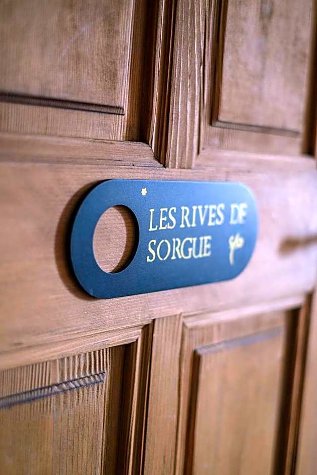 LE MAS DES FLANERAIES