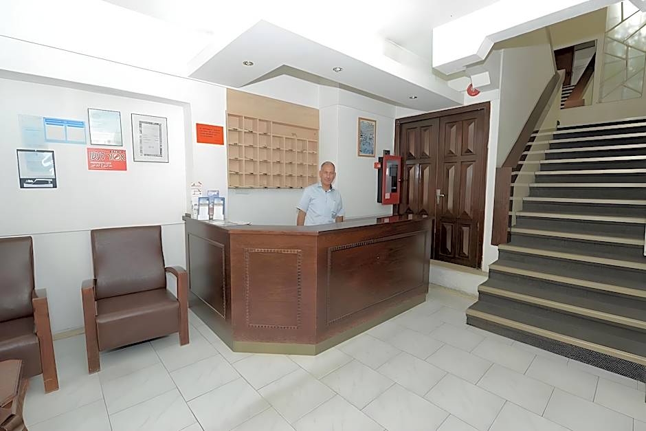 Rivoli Hotel