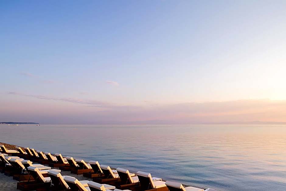 Sea Level Hotel by Diomedes Group