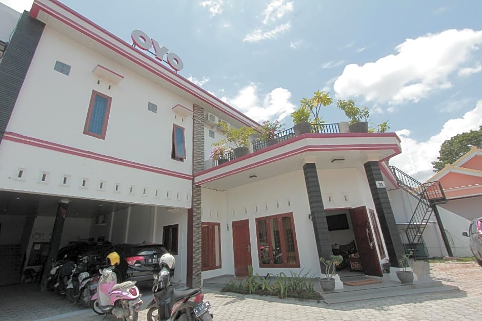 OYO 435 Panglima Polim Homestay Syariah