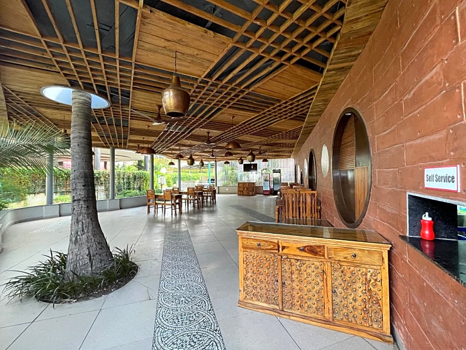 Hotel Kanha's Palm Springs, Bhopal