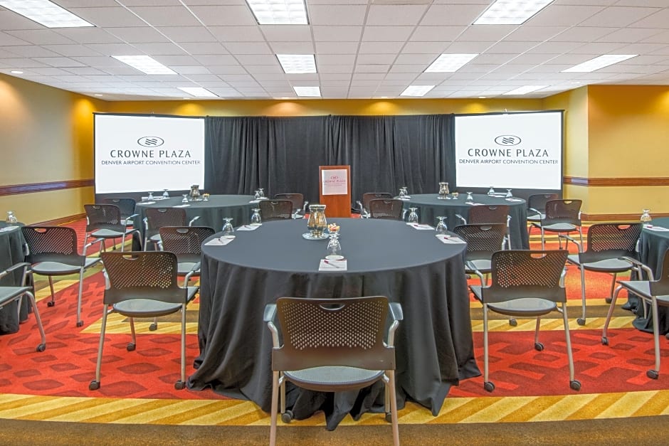 Crowne Plaza Denver International Airport