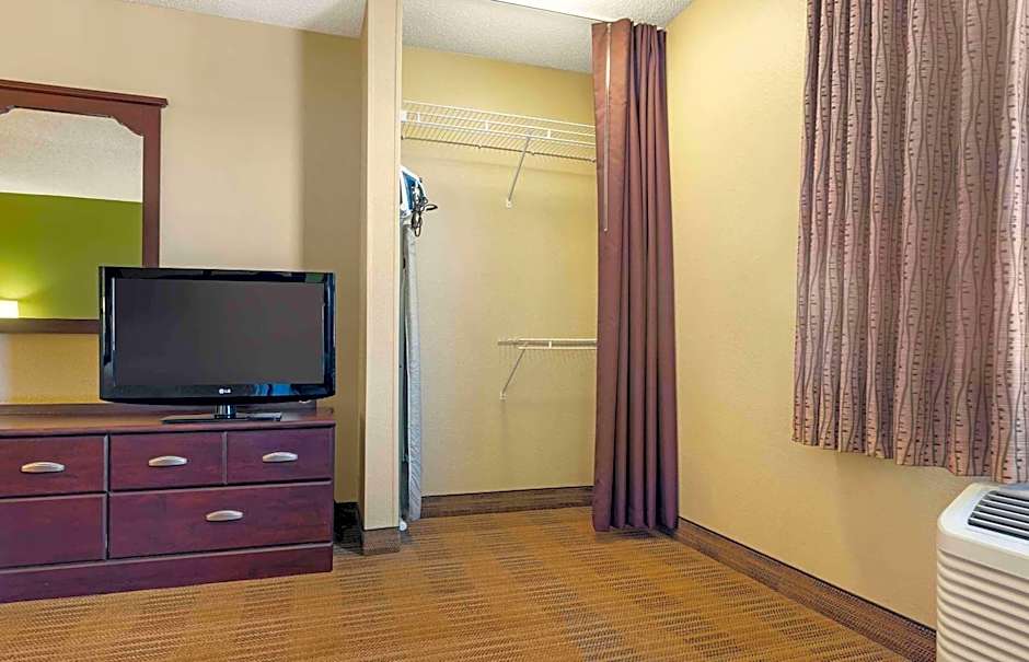 Extended Stay America Suites - Reno - South Meadows
