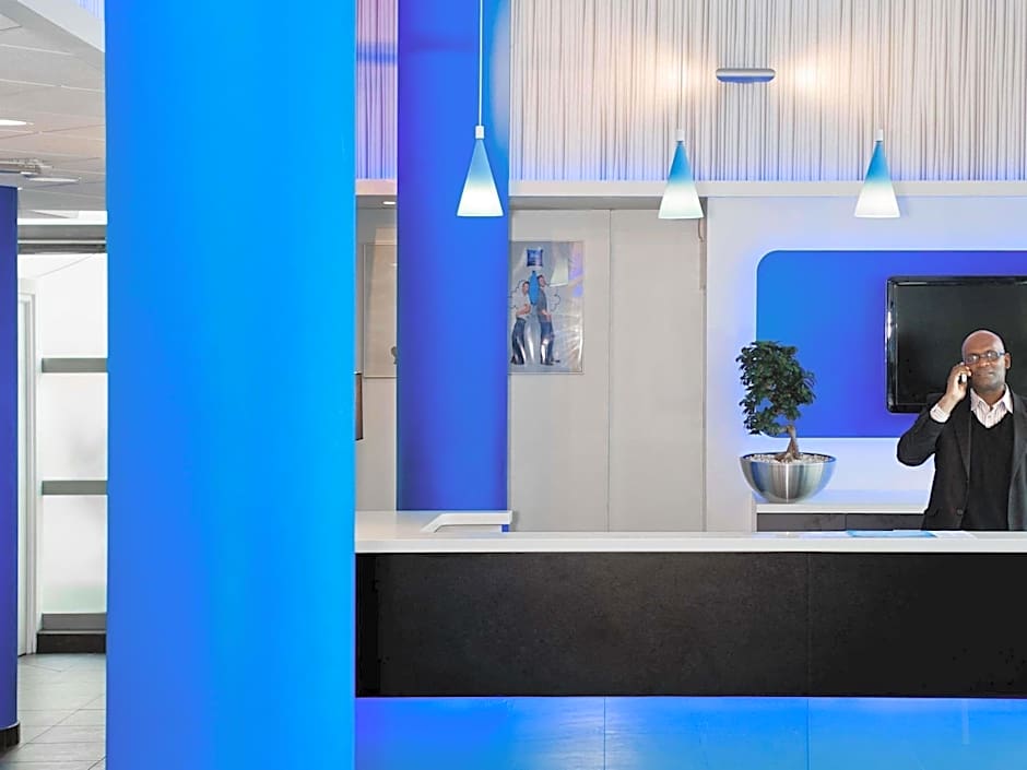 ibis budget Duisburg City am Innenhafen