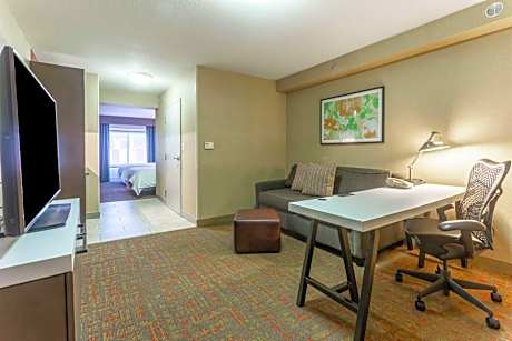 One-Bedroom Queen Suite with Sofa Bed