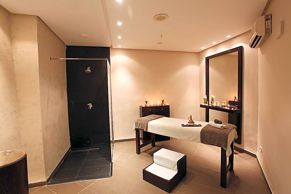 Regency Tunis Hotel