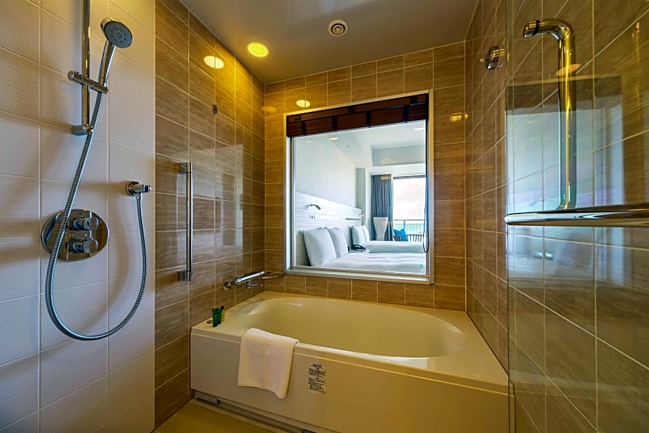 Photo 1 of 5 of Executive 2 Beds, Ocean View, Terrace