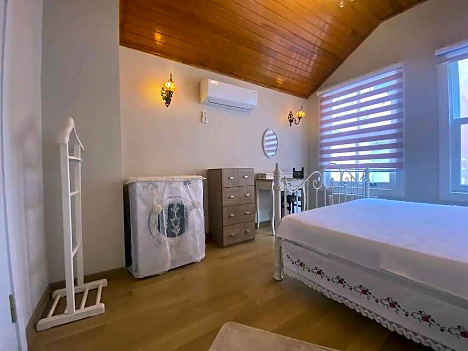 Ciragan's Omnia Hotel